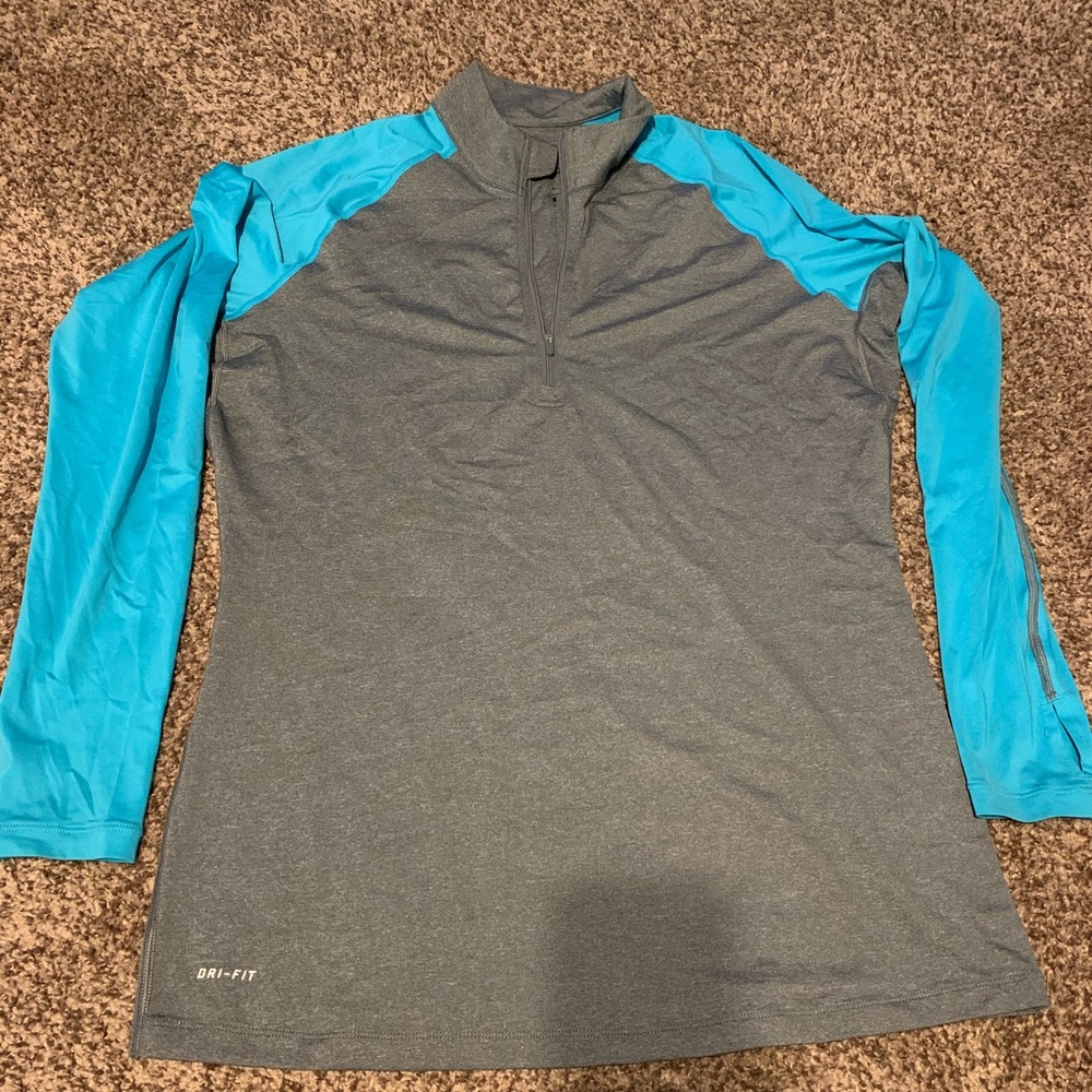 Nike long sleeve shirt